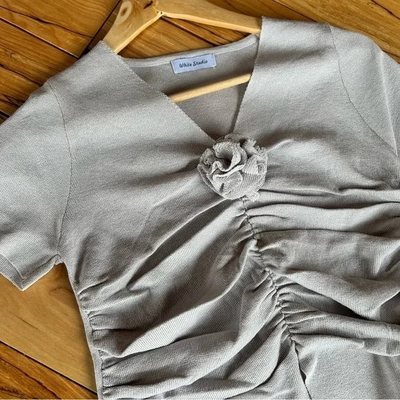 Gray Ruched Top - Picture 2 of 6